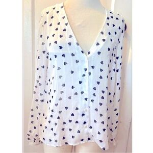 Heart print button up top ~ sz Small